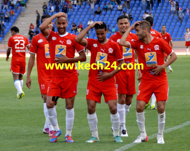 تفاصيل مبارة الكوكب المراكشي و الإتحاد البلدي لأيت ملول + صور تفاصيل مبارة الكوكب المراكشي و الإتحاد البلدي لأيت ملول + صور