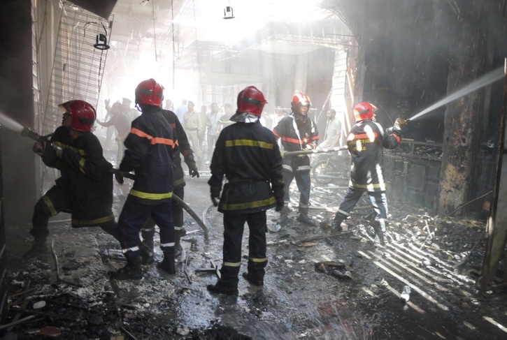شاعلة فمراكش ... خمس حرائق في وقت واحد وحالة استنفار وسط القيادة الجهوية للوقاية المدنية + البوم الصور شاعلة فمراكش ... خمس حرائق في وقت واحد وحالة استنفار وسط القيادة الجهوية للوقاية المدنية + البوم الصور