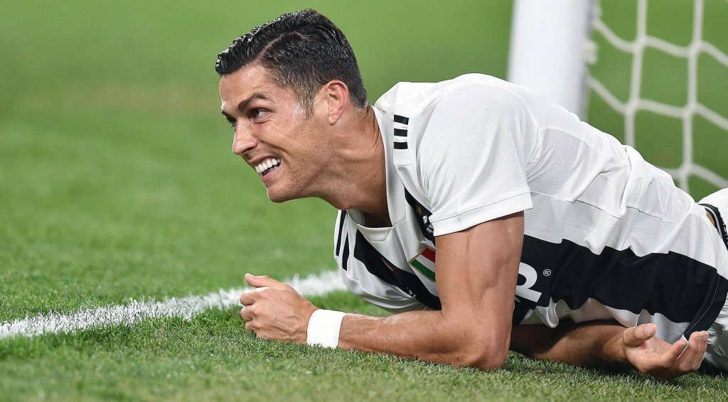 “أسبوع بمليون يورو”.. كريستيانو رونالدو يغري مؤثرة اجتماعية