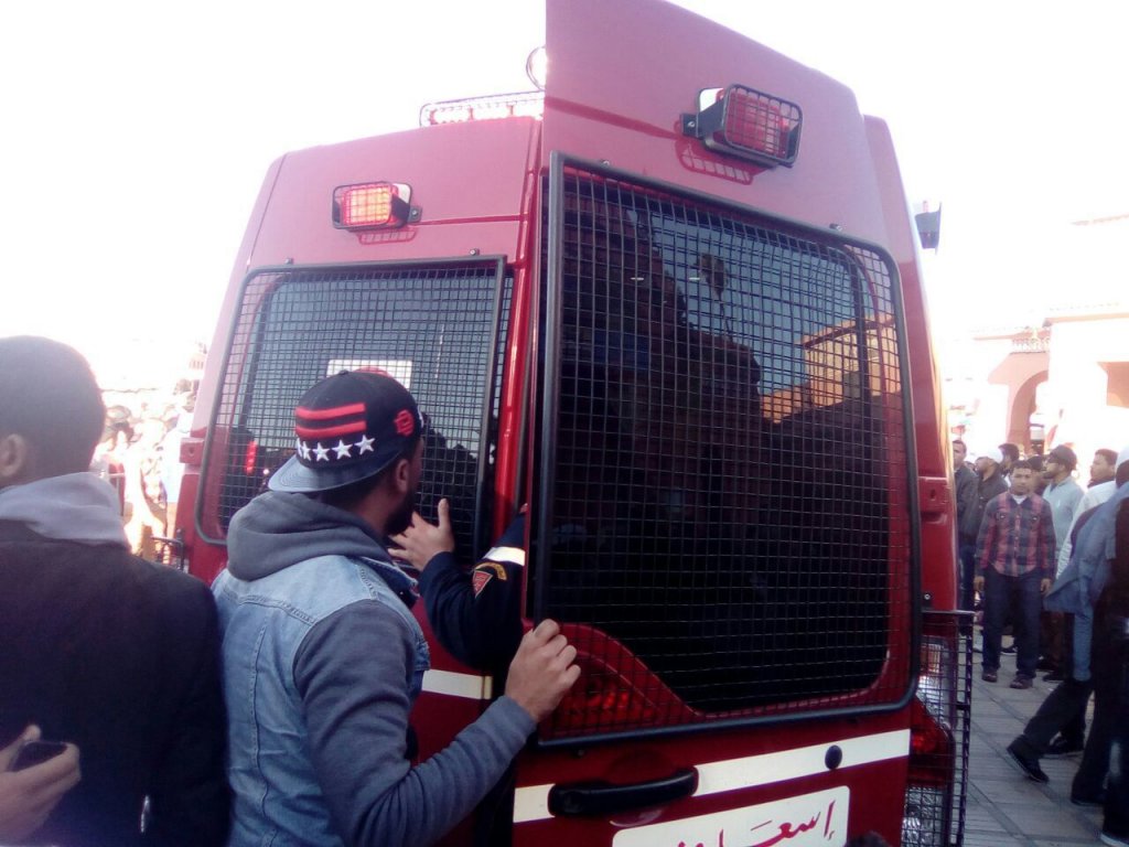 العثور على رضيعة حديثة الولادة بالقرب من قمامة أزبال يستنفر سلطات الجديدة