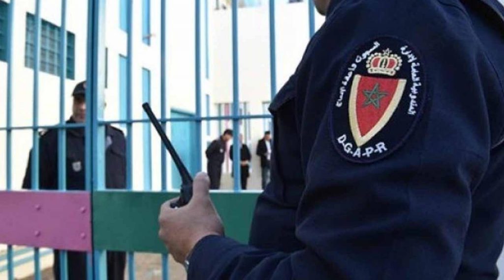 مندوبية السجون ترد على “مزاعم كاذبة” في قضية إخراج السجناء لزيارة أقاربهم