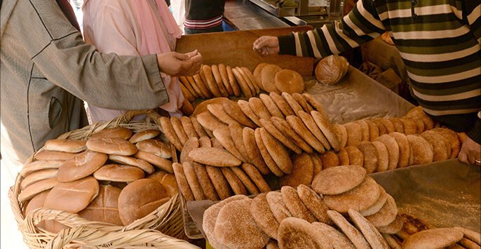 انتشار المخابز العشوائية يجر وزير الفلاحة للمسائلة