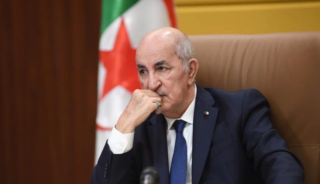 خبير لـ”كشـ24″: الرئيس الجزائري ينصب نفسه وصيا على تونس ويصادر سيادتها