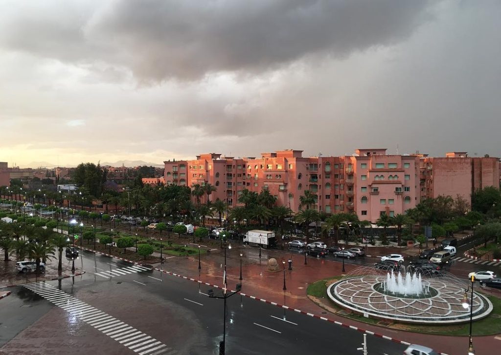 نشرة إنذارية.. موجة حر وأمطار رعدية وبرد بعدد من مناطق المملكة