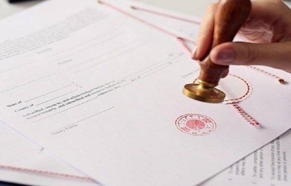 “كشـ24” تكشف معطيات جديدة في قضية توقيف موظفيْن بسبب وثائق إدارية بمراكش