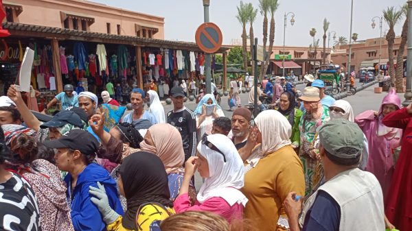 المتضررون من الزلزال بحي الملاح يحتجون من جديد بمراكش + صور