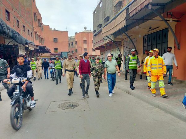 سلطات المنارة بمراكش تقود حملة واسعة لتحرير الملك العام + صور