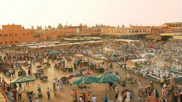 روائح كريهة تزكم أنوف زوار ساحة جامع الفنا العالمية