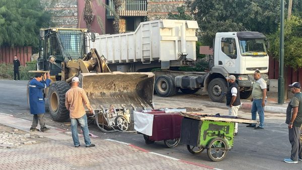 سلطات جليز تواصل حربها على العربات المجرورة + صور