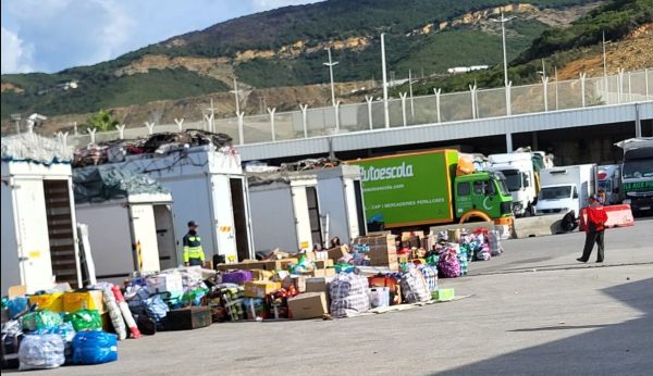 رغم صيته العالمي.. مهنيون يشتكون من الفوضى وغياب مرافق بميناء طنجة المتوسط