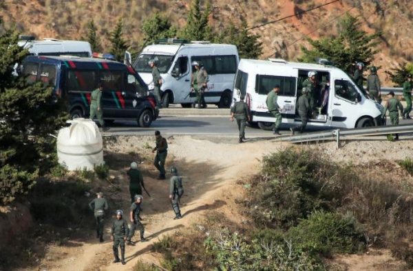 المغرب يعزز الأمن على المعبر الحدودي لمنع الهجرة الجماعية خلال عطلة رأس السنة