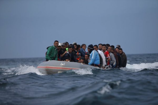 الجمعية المغربية لحقوق الإنسان تتدخل في قضية اختفاء 12 “حراگا” جزائريا