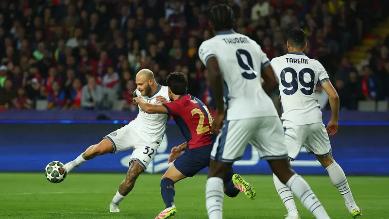 دوري أبطال اوروبا.. التعادل يحسم مباراة برشلونة والإنتر
