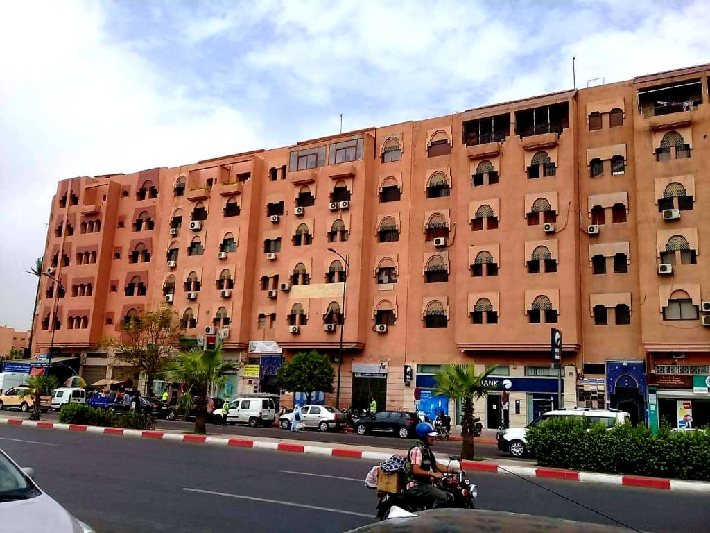 جماعة مراكش تحرم مواطنين من حقهم المشروع في ركن سياراتهم