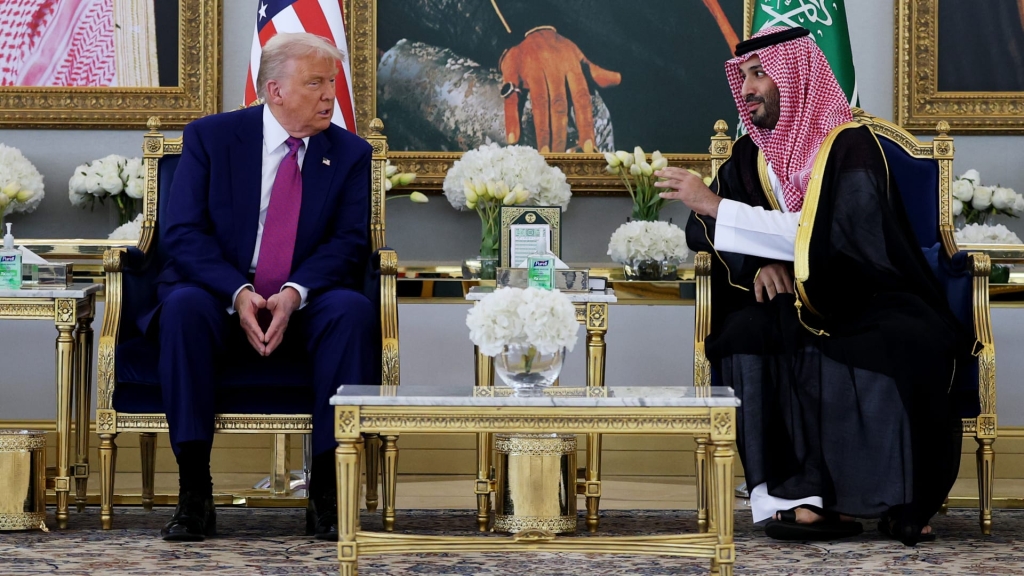 السعودية وأمريكا توقعان أكبر صفقة أسلحة في التاريخ