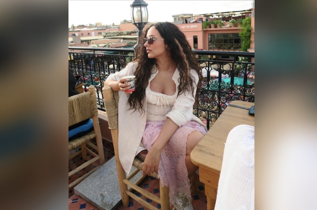 سحر مراكش يجذب نجمة “little mix”