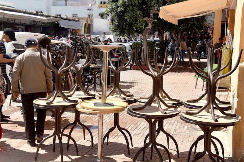 أرباب المقاهي ينتقدون قرارات وزارة الداخلية