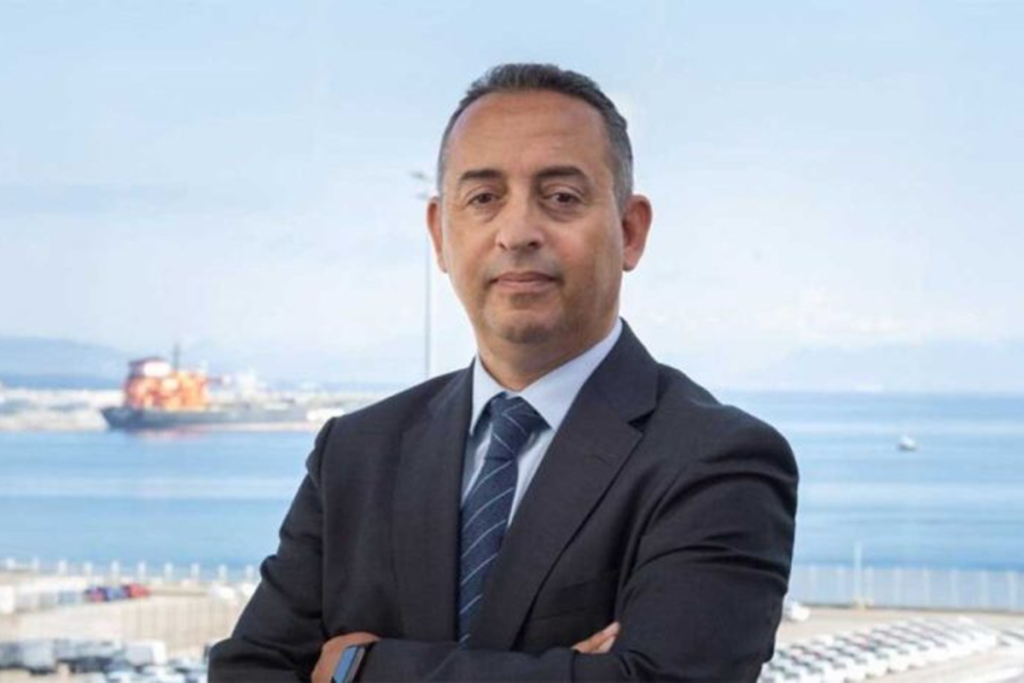 بعد إقالته بسبب تعارض مصالح.. المدير السابق لـ “طنجة ميد” يُغلق شركته الإسبانية