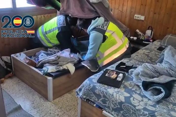 الزواج المدني “المزيف” يطيح بعشرات المغاربة بإسبانيا
