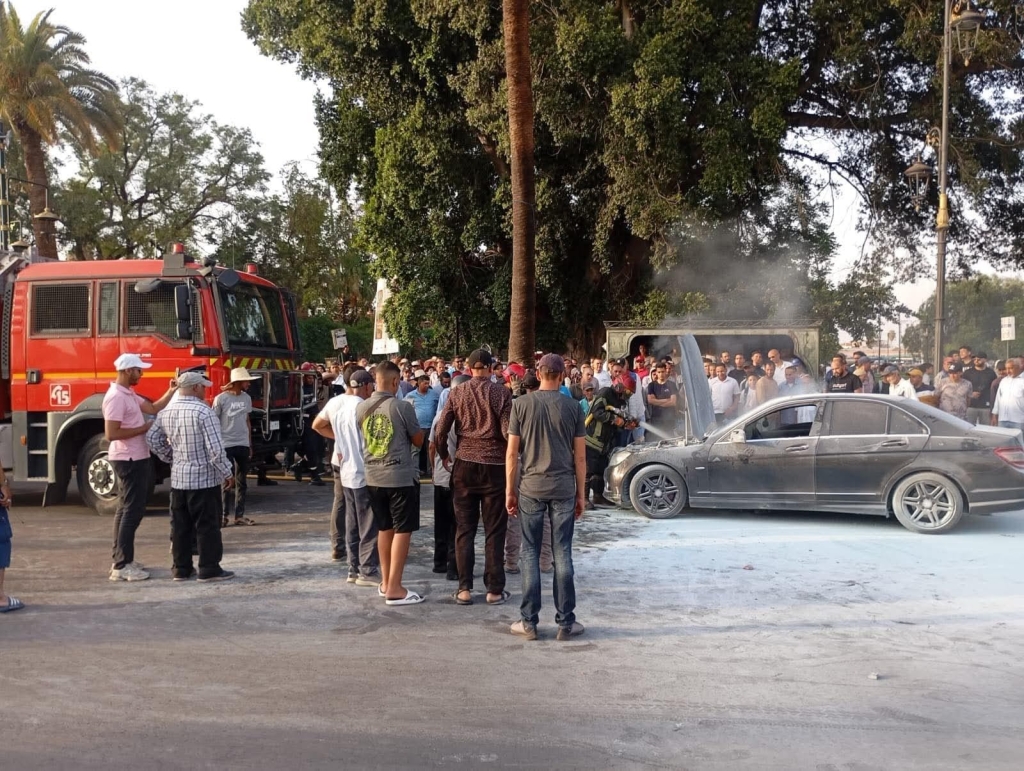 عاجل..حريق في سيارة بمدخل جامع الفنا يستنفر السلطات بمراكش