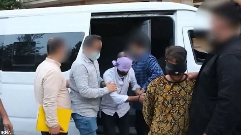 إيران تحكم بالإعدام على 9 أشخاص