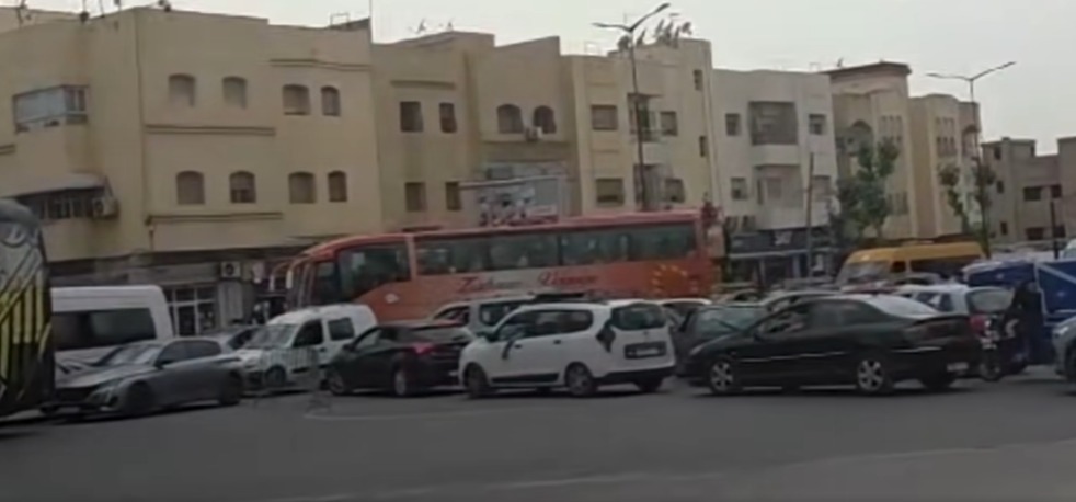 اختناق مروري كبير..هل فشلت فاس في أول امتحان لتنظيم مقابلة كروية في الملعب الكبير؟