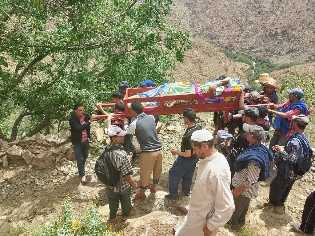 بعد مسيرة “الريزو”..غياب سيارة لنقل الموتى بأيت بوكماز يصل إلى البرلمان