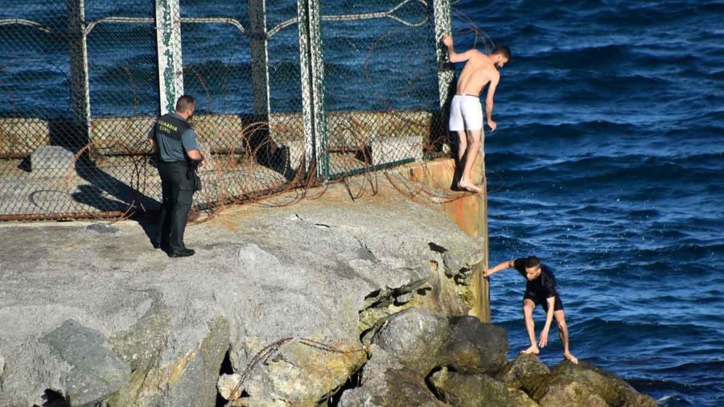 في ظرف يومين.. وصول 41 قاصرا مغربيا إلى سبتة المحتلة