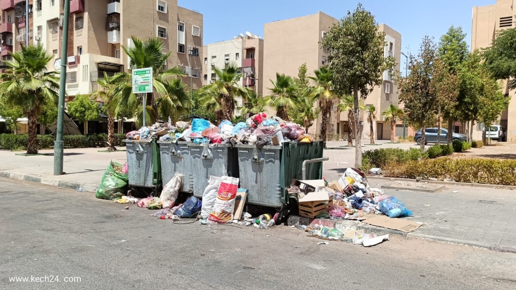 الوضع البيئي بمقاطعة المنارة يثير القلق.. وأبواب مراكش تغرق في الأزبال