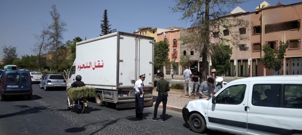ضبط سيارة لحوم بوثائق منتهية وحجز ذبائح مشبوهة بقلعة السراغنة