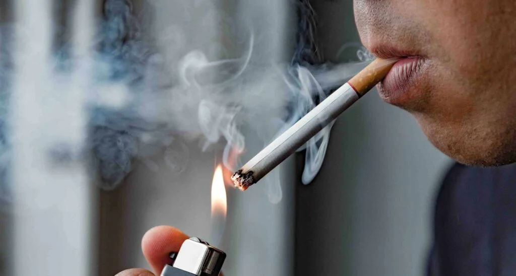 المخاطر الصحية للتدخين في الطقس الحار