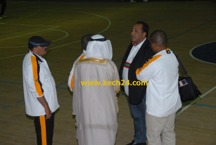 التيار الكهربائي يوقف مبارة مولدية مراكش والسيب العماني + صور + نتائج الدور الأول التيار الكهربائي يوقف مبارة مولدية مراكش والسيب العماني + صور + نتائج الدور الأول