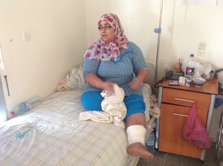 اعتداء زوج على زوجته يحدث جرحين غائرين على مستوى ساقها ورأسها بمراكش + صورة الضحية اعتداء زوج على زوجته يحدث جرحين غائرين على مستوى ساقها ورأسها بمراكش + صورة الضحية