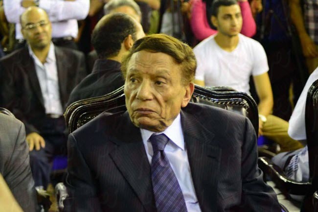 بالصور: دموع وحسرة نجوم الشاشة المصرية في عزاء الفنان خالد صالح بالصور: دموع وحسرة نجوم الشاشة المصرية في عزاء الفنان خالد صالح