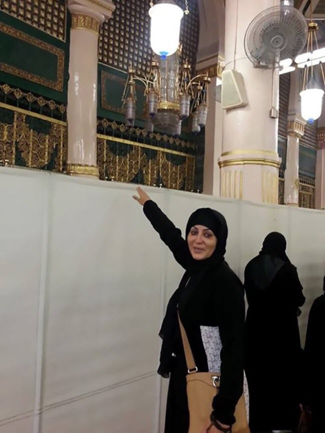 بالصور: هؤلاء الفنانون والفنانات يؤدون مناسك الحج هذا العام بالصور: هؤلاء الفنانون والفنانات يؤدون مناسك الحج هذا العام