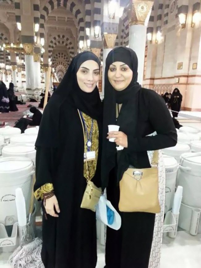 بالصور: هؤلاء الفنانون والفنانات يؤدون مناسك الحج هذا العام بالصور: هؤلاء الفنانون والفنانات يؤدون مناسك الحج هذا العام
