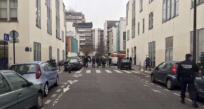 عاجل : اصغر منفذي العملية الإرهابية ضد مجلة شارلي إيبدو بفرنسا يسلم نفسه