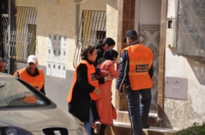 شابة تجهز على معلم بعدما نكث بوعده الزواج بها + صور شابة تجهز على معلم بعدما نكث بوعده الزواج بها + صور