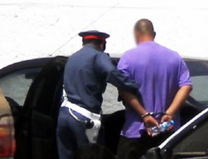 اعتقال تاجر مخدرات بالسوق الأسبوعي ببلدية أمزميز ضواحي مراكش