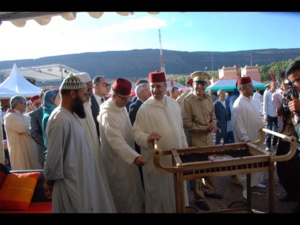 عامل إقليم الحوز يعطي انطلاقة مهرجان الجوز بأسني عامل إقليم الحوز يعطي انطلاقة مهرجان الجوز بأسني