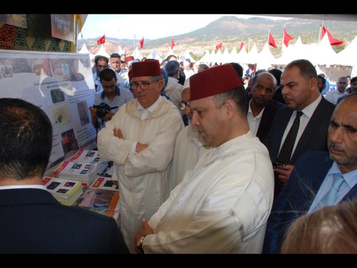 عامل إقليم الحوز يعطي انطلاقة مهرجان الجوز بأسني عامل إقليم الحوز يعطي انطلاقة مهرجان الجوز بأسني