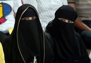 شبح العنوسة يدفع بـ 4 ملايين فتاة سعودية للبحث عن عرسان مغاربة على الشبكة العنبكوتية