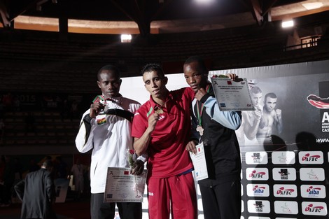  الملاكمة المغربية تتوج بالذهب في بطولة إفريقيا