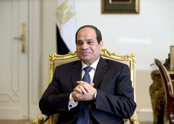 استقالة الحكومة المصرية وتكليف وزير البترول بتشكيل حكومة جديدة