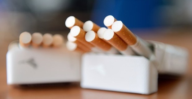 هكذا تؤدي علبة سجائر إلى استنشاق 200 ألف بكتيريا مسببة لسرطان الرئة