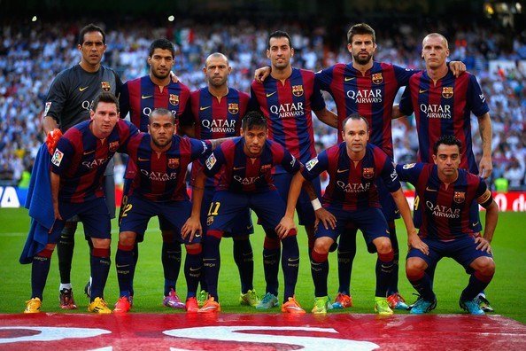 برشلونة يتوج كأفضل فريق في عام 2015