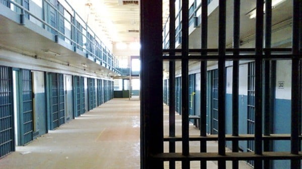 هولندا تغلق السجون لعدم توفر المجرمين