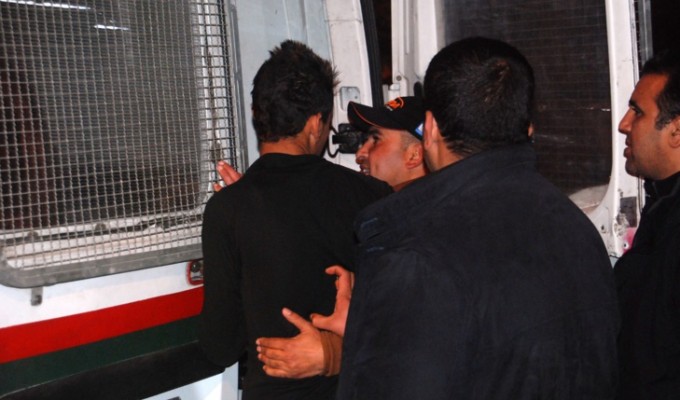 تفاصيل إعتقال المختل الذي قتل مصليا وأصاب آخرين في هجوم على مسجد بتطوان