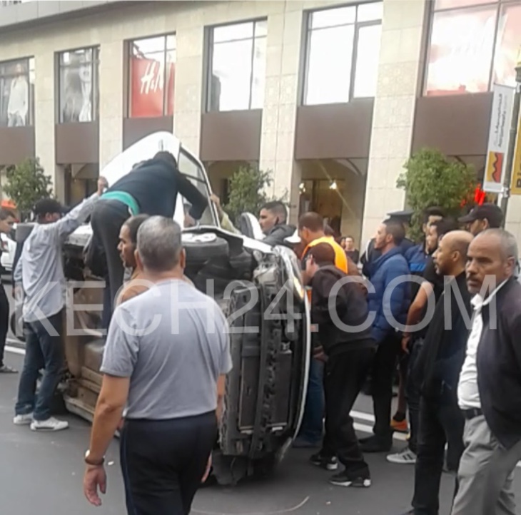 عاجل : سيدة تقلب سيارة وسط شارع محمد الخامس بمراكش + صورة حصرية