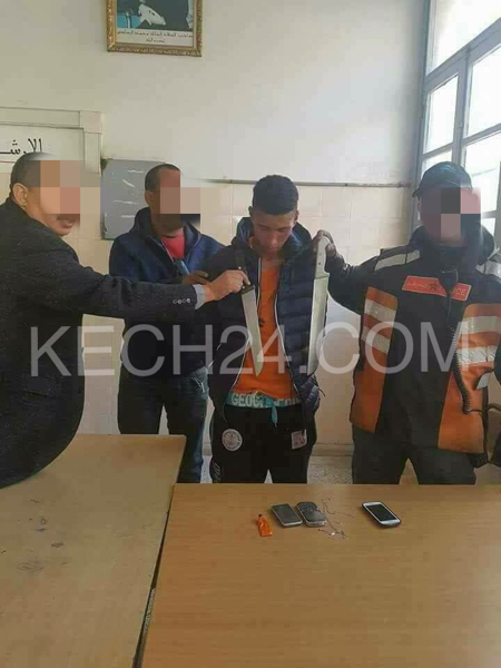 بالصور : أمن مراكش يعتقل مجرم خطير روع ساكنة المدينة العتيقة بالصور : أمن مراكش يعتقل مجرم خطير روع ساكنة المدينة العتيقة